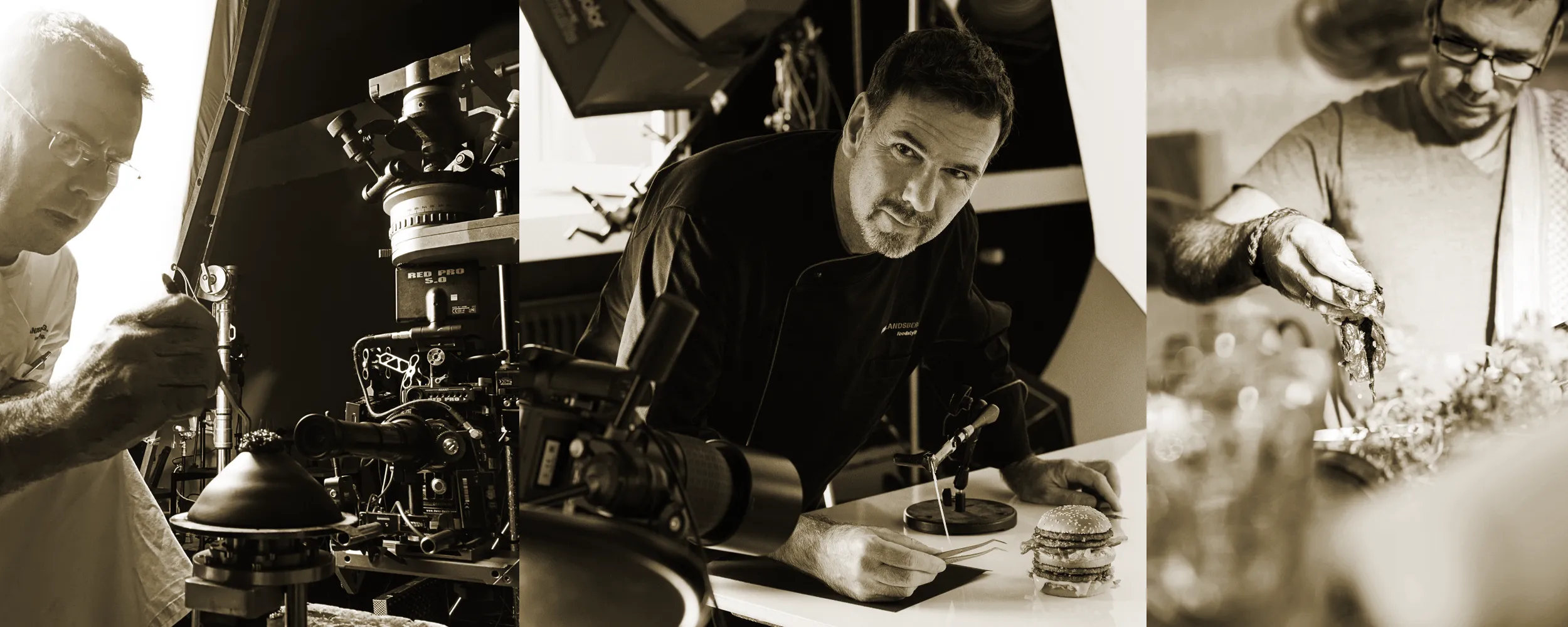 Drei Fotos zeigen Tim Landsberg bei der Arbeit als Foodstylist.